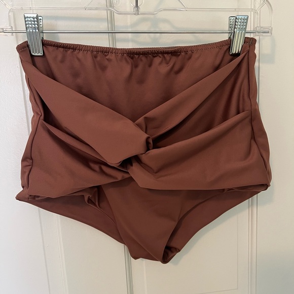 Hackwith design swim bottom - Picture 3 of 5